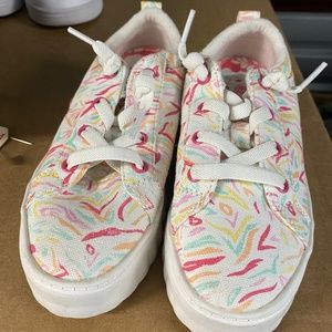 Roxy sneakers